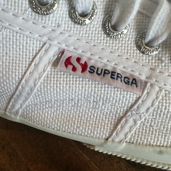 Superga White Canvas Sneakers, women’s size 8, EUC, casual, lightweight, classic - Picture 2 of 8